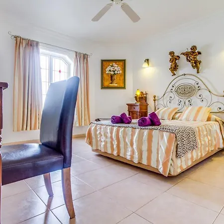 Puerto Del Carmen Sleeps 8 Pool Wifi Villa *