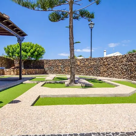 Puerto Del Carmen Sleeps 8 Pool Wifi