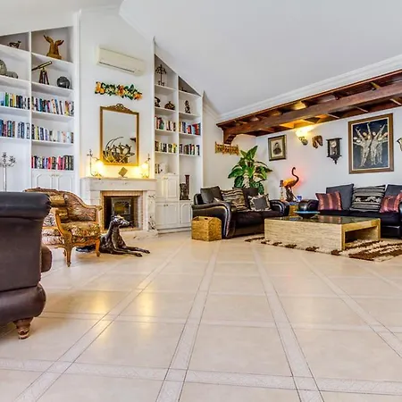 Villa Puerto Del Carmen Sleeps 8 Pool Wifi