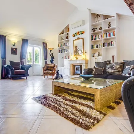 Puerto Del Carmen Sleeps 8 Pool Wifi